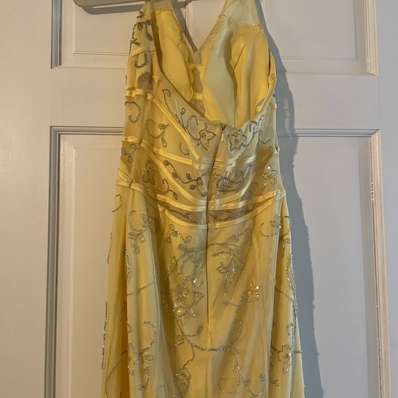 Prom Dress - Picture 4 of 6